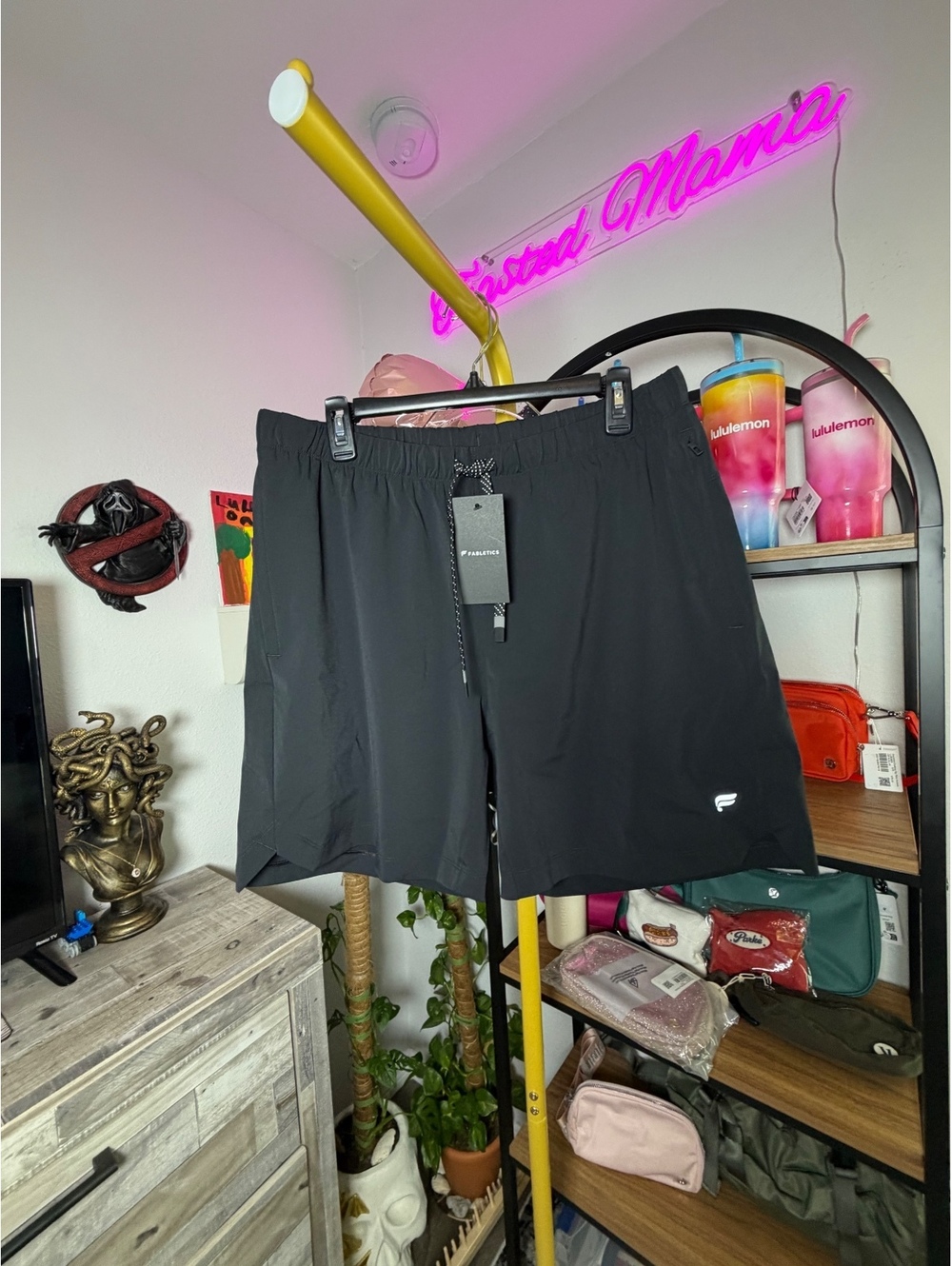 NWT Fabletics Men’s- The One Black Shorts 7” inseam - Size XL
